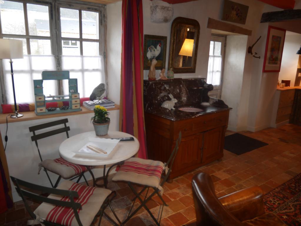 Hotel Le Vivier Challes Exterior foto